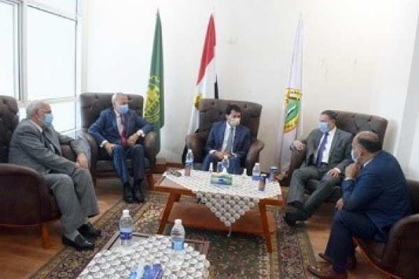Qalyoubia Governor and BU President receive the Minister of Youth and Sports  Thursday 10 Nov. 2020 - 09:05:09   Major General Abdel Hamid El Hagan, Qalyoubia Governor and Prof. Gamal El Saeed, Benha University President received Prof. Ashraf Sobhy,
